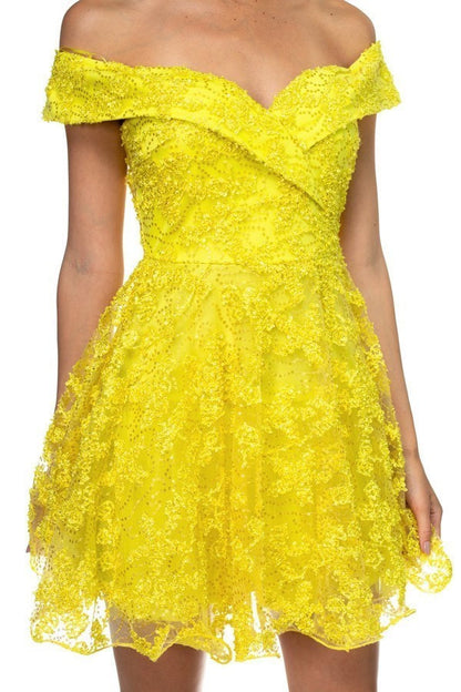 Vestido Amarillo corto Medio Hombro