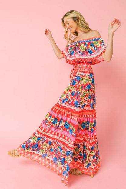 Vestido largo con olan print floral artesanal